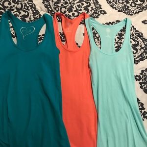 Womens tank tops